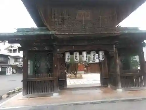 大願寺の山門・神門