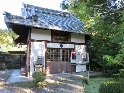 明暗寺の本殿・本堂