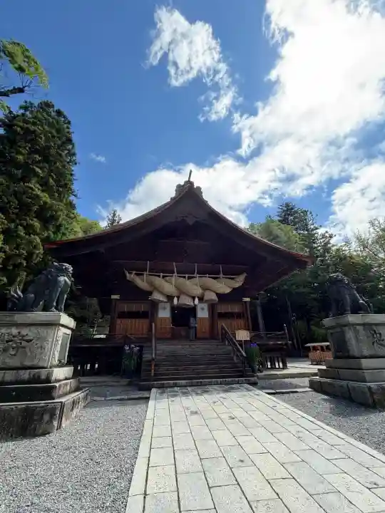 諏訪大社下社秋宮(長野県)
