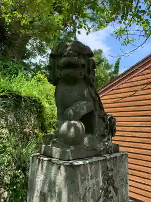 山神社の狛犬