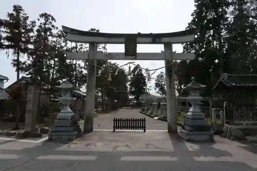 三大神社の鳥居