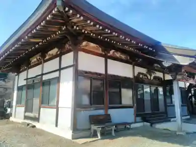 長泉寺の本殿・本堂