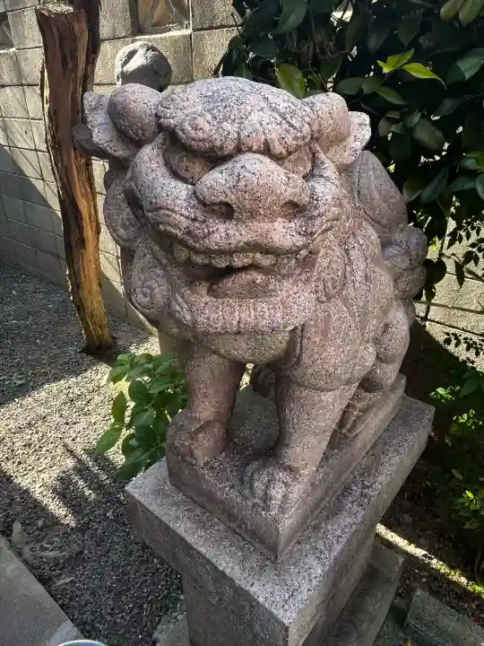 玉菊稲荷神社の{uncategorized: "未分類", other: "その他", undefined: "問題あり", building: "その他建物", grave: "お墓", sacred_gate: "鳥居", guardian: "狛犬", statue: "像", buddha: "仏像", history: "歴史", nature: "自然", garden: "庭園", animal: "動物", pagoda: "塔", temizu: "手水舎", mountain_gate: "山門・神門", sanctuary: "本殿・本堂", subordinate: "末社・摂社", art: "芸術", scenery: "景色", jizo: "地蔵", ema: "絵馬", goshuin: "御朱印", omikuji: "おみくじ", items: "授与品その他", amulet: "お守り", goshuincho: "御朱印帳", eats: "食事", festival: "お祭り", votive_dance: "神楽", shichigosan: "七五三参", wedding: "結婚式", experience: "体験その他", initially: "初詣", around: "周辺", anti_infection: "感染症対策"}