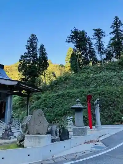 妙龍神社の本殿
