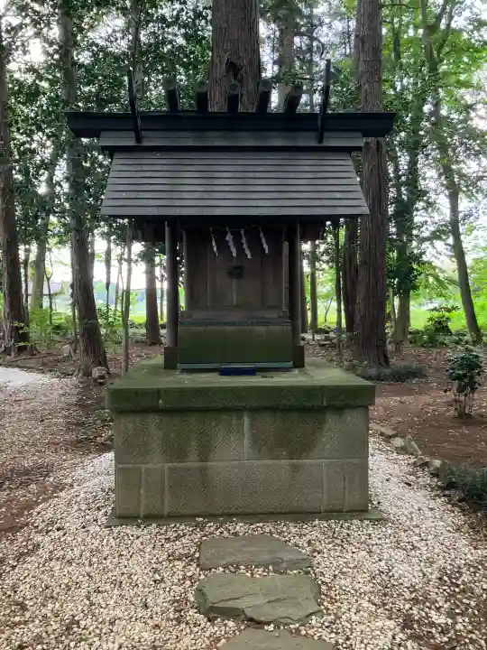 弓田香取神社の{uncategorized: "未分類", other: "その他", undefined: "問題あり", building: "その他建物", grave: "お墓", sacred_gate: "鳥居", guardian: "狛犬", statue: "像", buddha: "仏像", history: "歴史", nature: "自然", garden: "庭園", animal: "動物", pagoda: "塔", temizu: "手水舎", mountain_gate: "山門・神門", sanctuary: "本殿・本堂", subordinate: "末社・摂社", art: "芸術", scenery: "景色", jizo: "地蔵", ema: "絵馬", goshuin: "御朱印", omikuji: "おみくじ", items: "授与品その他", amulet: "お守り", goshuincho: "御朱印帳", eats: "食事", festival: "お祭り", votive_dance: "神楽", shichigosan: "七五三参", wedding: "結婚式", experience: "体験その他", initially: "初詣", around: "周辺", anti_infection: "感染症対策"}