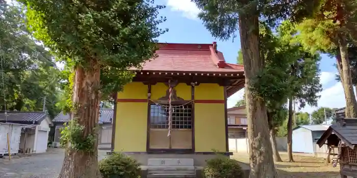 稲荷神社の本殿