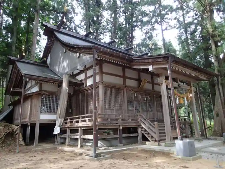 高田神社の本殿・本堂
