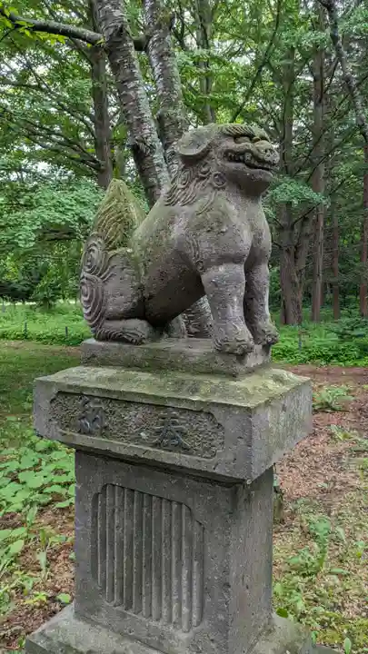 音更神社の狛犬
