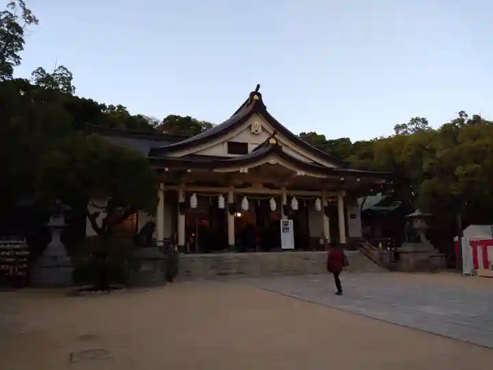 湊川神社の本殿・本堂