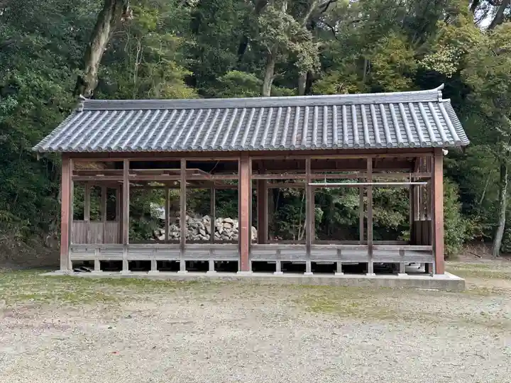 往馬坐伊古麻都比古神社のその他建物