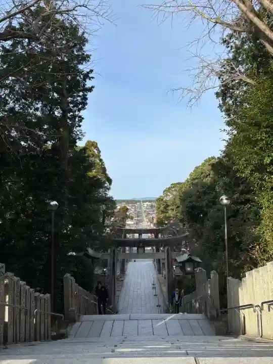 宮地嶽神社の{uncategorized: "未分類", other: "その他", undefined: "問題あり", building: "その他建物", grave: "お墓", sacred_gate: "鳥居", guardian: "狛犬", statue: "像", buddha: "仏像", history: "歴史", nature: "自然", garden: "庭園", animal: "動物", pagoda: "塔", temizu: "手水舎", mountain_gate: "山門・神門", sanctuary: "本殿・本堂", subordinate: "末社・摂社", art: "芸術", scenery: "景色", jizo: "地蔵", ema: "絵馬", goshuin: "御朱印", omikuji: "おみくじ", items: "授与品その他", amulet: "お守り", goshuincho: "御朱印帳", eats: "食事", festival: "お祭り", votive_dance: "神楽", shichigosan: "七五三参", wedding: "結婚式", experience: "体験その他", initially: "初詣", around: "周辺", anti_infection: "感染症対策"}