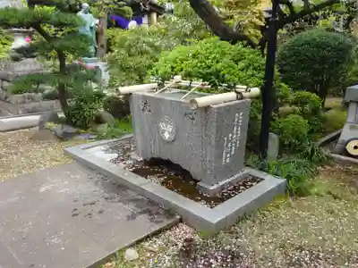 三佛寺の手水舎