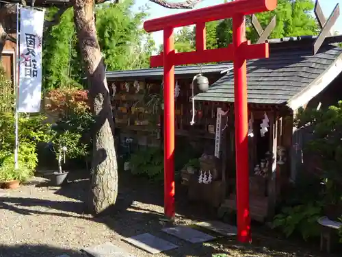 御嶽山神社の末社・摂社