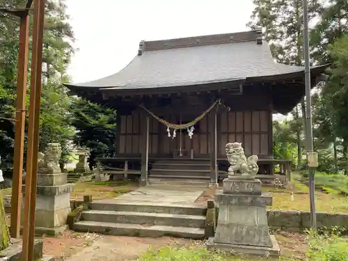 雷電神社の本殿