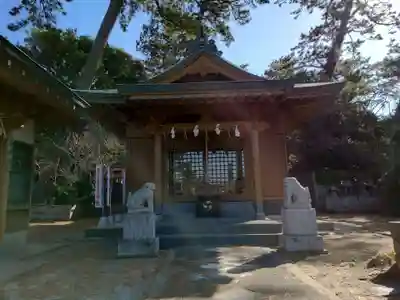 寄八幡神社の本殿・本堂