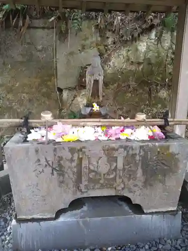 安國論寺（安国論寺）の手水舎