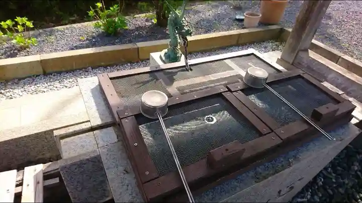 朝日氷川神社の手水舎