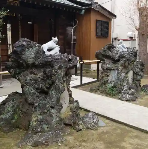 稲荷神社の狛犬