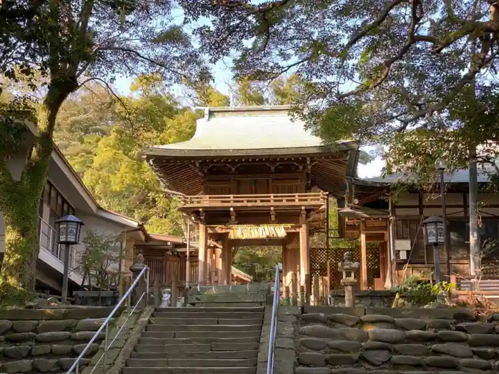 志賀海神社の山門・神門