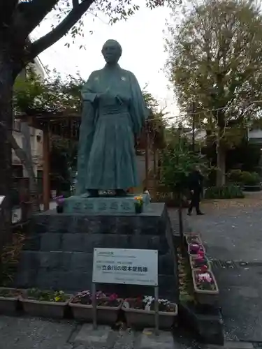 天祖諏訪神社の像