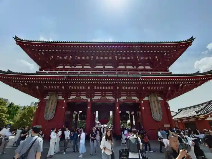 浅草寺の山門・神門