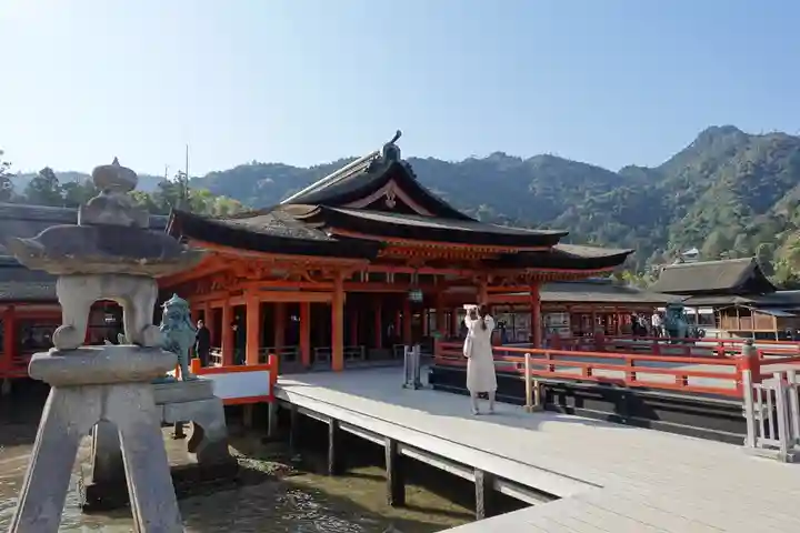 厳島神社(広島県)