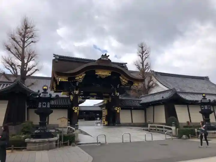 東本願寺(真宗本廟)の山門・神門