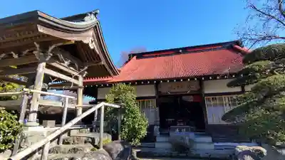 泉蔵寺の本殿・本堂
