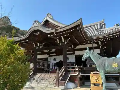 橘寺の{uncategorized: "未分類", other: "その他", undefined: "問題あり", building: "その他建物", grave: "お墓", sacred_gate: "鳥居", guardian: "狛犬", statue: "像", buddha: "仏像", history: "歴史", nature: "自然", garden: "庭園", animal: "動物", pagoda: "塔", temizu: "手水舎", mountain_gate: "山門・神門", sanctuary: "本殿・本堂", subordinate: "末社・摂社", art: "芸術", scenery: "景色", jizo: "地蔵", ema: "絵馬", goshuin: "御朱印", omikuji: "おみくじ", items: "授与品その他", amulet: "お守り", goshuincho: "御朱印帳", eats: "食事", festival: "お祭り", votive_dance: "神楽", shichigosan: "七五三参", wedding: "結婚式", experience: "体験その他", initially: "初詣", around: "周辺", anti_infection: "感染症対策"}