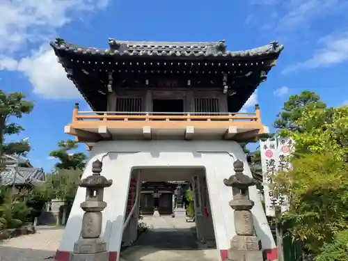 総持寺の山門・神門