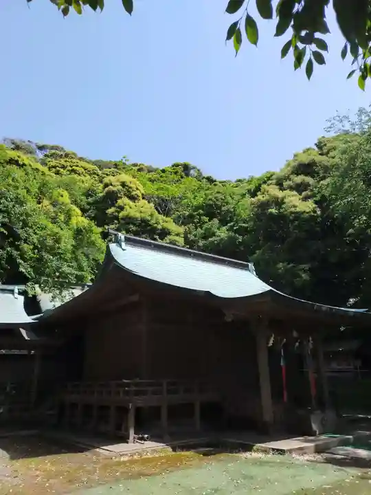 洲崎神社の本殿・本堂