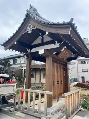 感通寺の{uncategorized: "未分類", other: "その他", undefined: "問題あり", building: "その他建物", grave: "お墓", sacred_gate: "鳥居", guardian: "狛犬", statue: "像", buddha: "仏像", history: "歴史", nature: "自然", garden: "庭園", animal: "動物", pagoda: "塔", temizu: "手水舎", mountain_gate: "山門・神門", sanctuary: "本殿・本堂", subordinate: "末社・摂社", art: "芸術", scenery: "景色", jizo: "地蔵", ema: "絵馬", goshuin: "御朱印", omikuji: "おみくじ", items: "授与品その他", amulet: "お守り", goshuincho: "御朱印帳", eats: "食事", festival: "お祭り", votive_dance: "神楽", shichigosan: "七五三参", wedding: "結婚式", experience: "体験その他", initially: "初詣", around: "周辺", anti_infection: "感染症対策"}