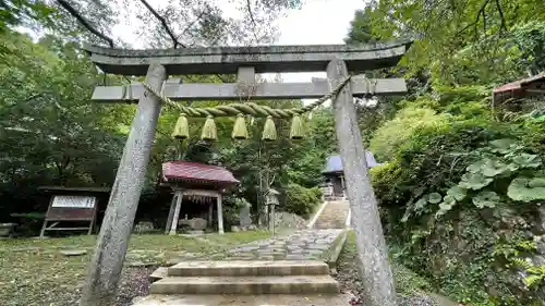 上山八幡宮の鳥居