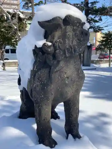 苗穂神社の狛犬