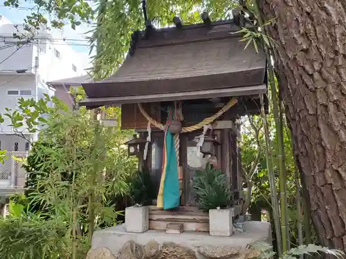 三条八幡神社の末社