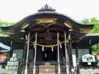武田神社の本殿・本堂