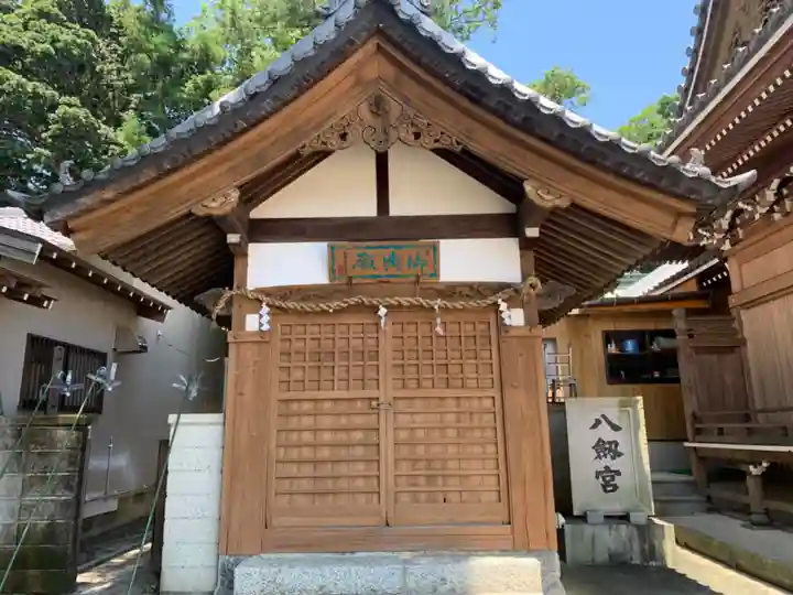 八剱神社の末社・摂社