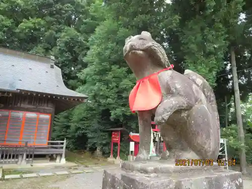 三光稲荷神社の狛犬