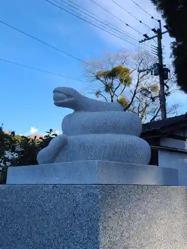 阿蘇白水龍神權現神社の狛犬