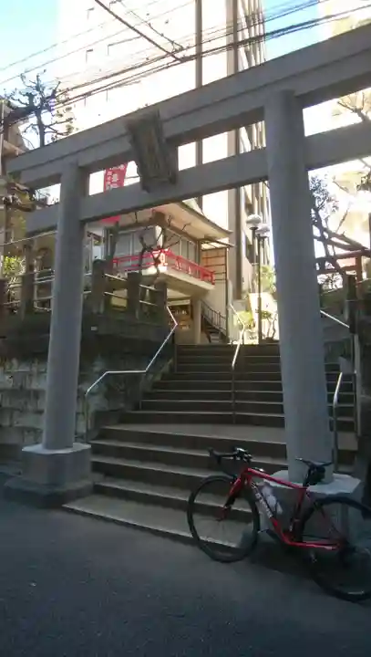 妻戀神社の鳥居