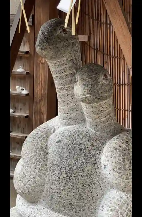 蛇窪神社の{uncategorized: "未分類", other: "その他", undefined: "問題あり", building: "その他建物", grave: "お墓", sacred_gate: "鳥居", guardian: "狛犬", statue: "像", buddha: "仏像", history: "歴史", nature: "自然", garden: "庭園", animal: "動物", pagoda: "塔", temizu: "手水舎", mountain_gate: "山門・神門", sanctuary: "本殿・本堂", subordinate: "末社・摂社", art: "芸術", scenery: "景色", jizo: "地蔵", ema: "絵馬", goshuin: "御朱印", omikuji: "おみくじ", items: "授与品その他", amulet: "お守り", goshuincho: "御朱印帳", eats: "食事", festival: "お祭り", votive_dance: "神楽", shichigosan: "七五三参", wedding: "結婚式", experience: "体験その他", initially: "初詣", around: "周辺", anti_infection: "感染症対策"}