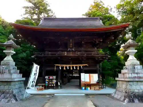 府八幡宮の山門・神門