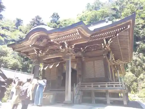 御霊神社の本殿・本堂