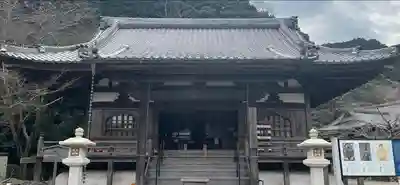 微妙寺の本殿・本堂
