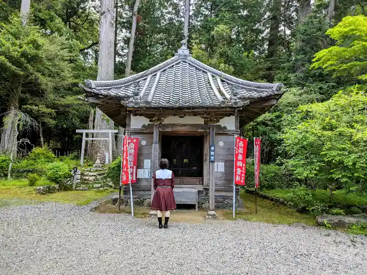 丹生大師 神宮寺の本殿・本堂