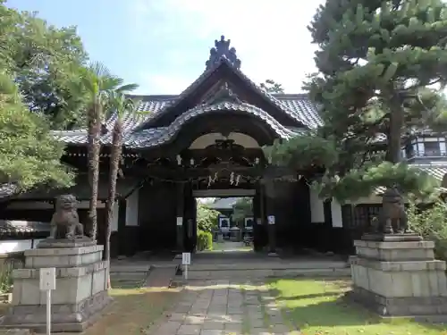 観音寺（世田谷山観音寺）の山門