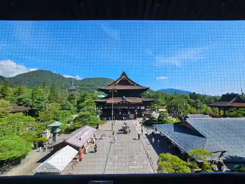 善光寺の建物その他