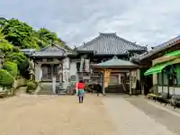 医徳院の本殿・本堂