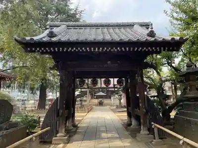 新井薬師(梅照院)の山門・神門