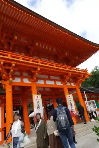 賀茂別雷神社（上賀茂神社）の山門・神門
